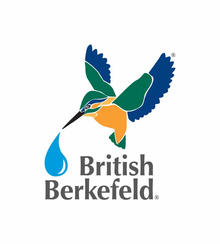 oiseau avec une goutte d'eau et le nom British Berkefeld qui sont le logo de la marque